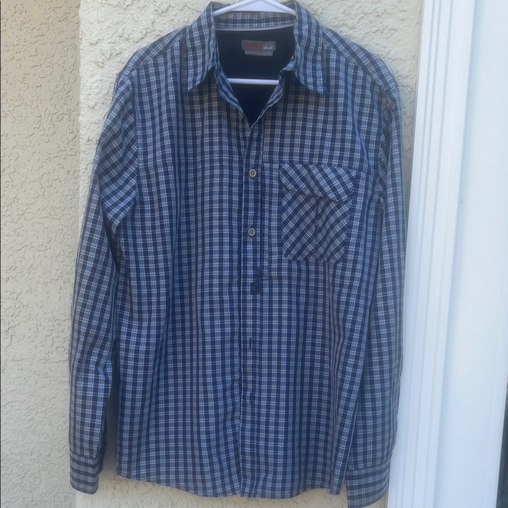 Wrangler Outdoor Blue Plaid Button up Lightweight Shirt Men's Size M